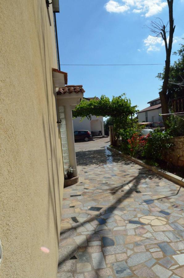 Apartments Ruza Umag Exterior foto